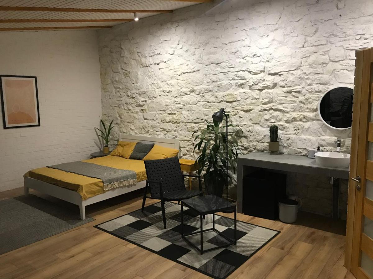 Villa Tatsopus Kam'janec'-Podil's'kyj Esterno foto