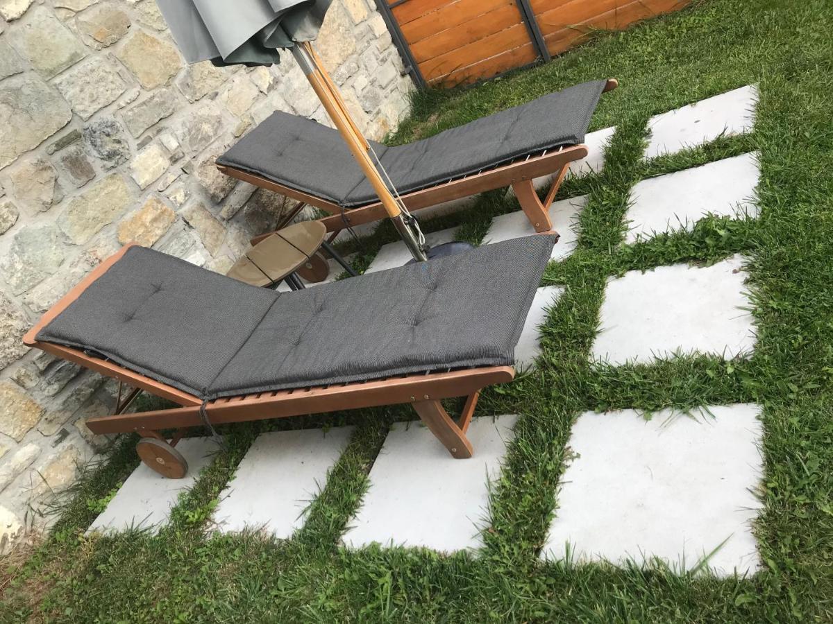 Villa Tatsopus Kam'janec'-Podil's'kyj Esterno foto