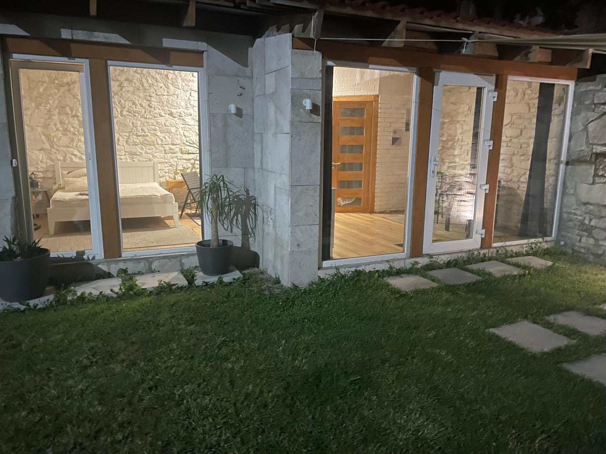 Villa Tatsopus Kam'janec'-Podil's'kyj Esterno foto